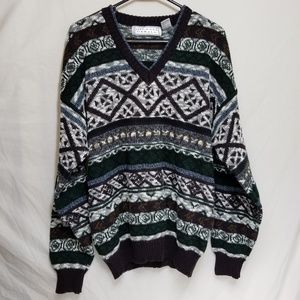 Michael Gerald Pullover V Neck Sweater, Large